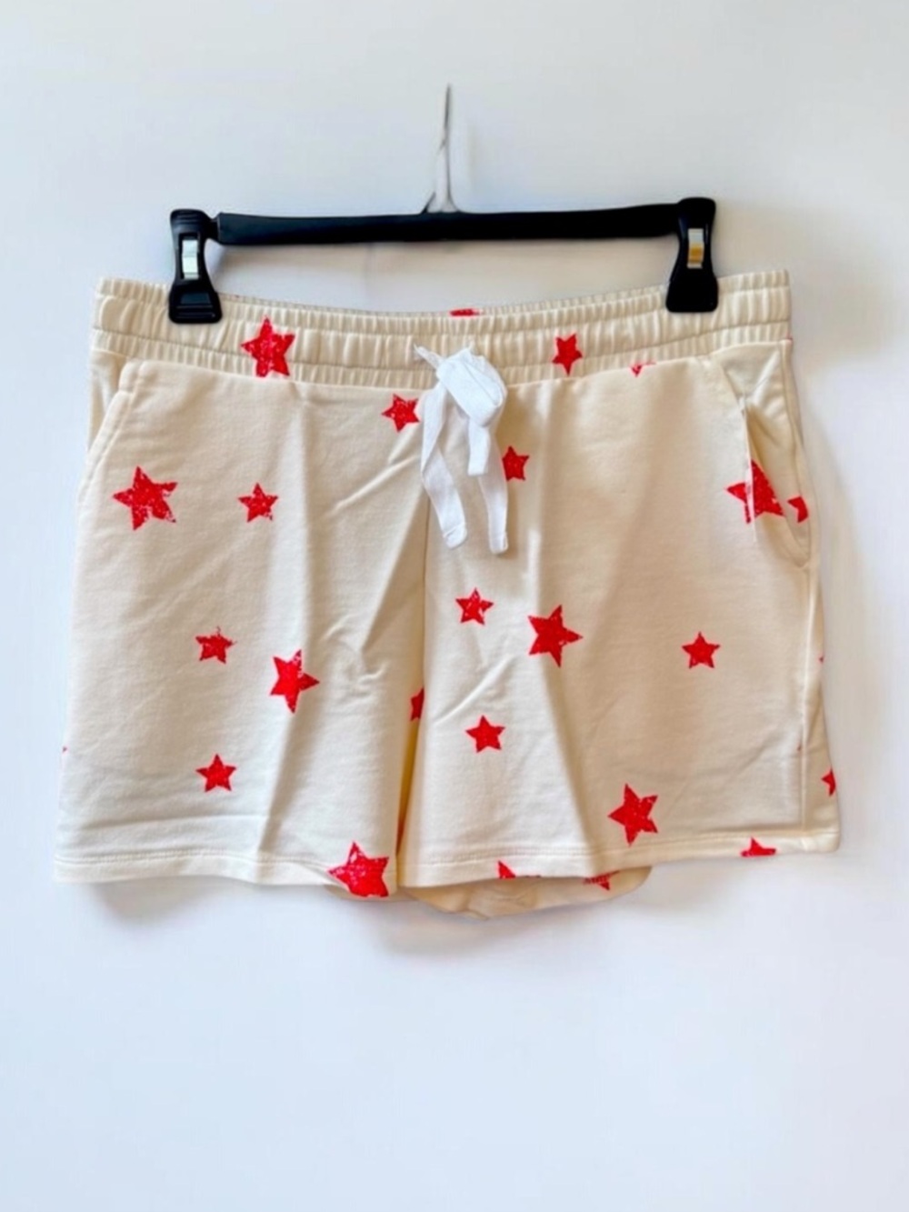 Style & Co Red Star Pattern Shorts Inseam 3.5” Retails $39.50